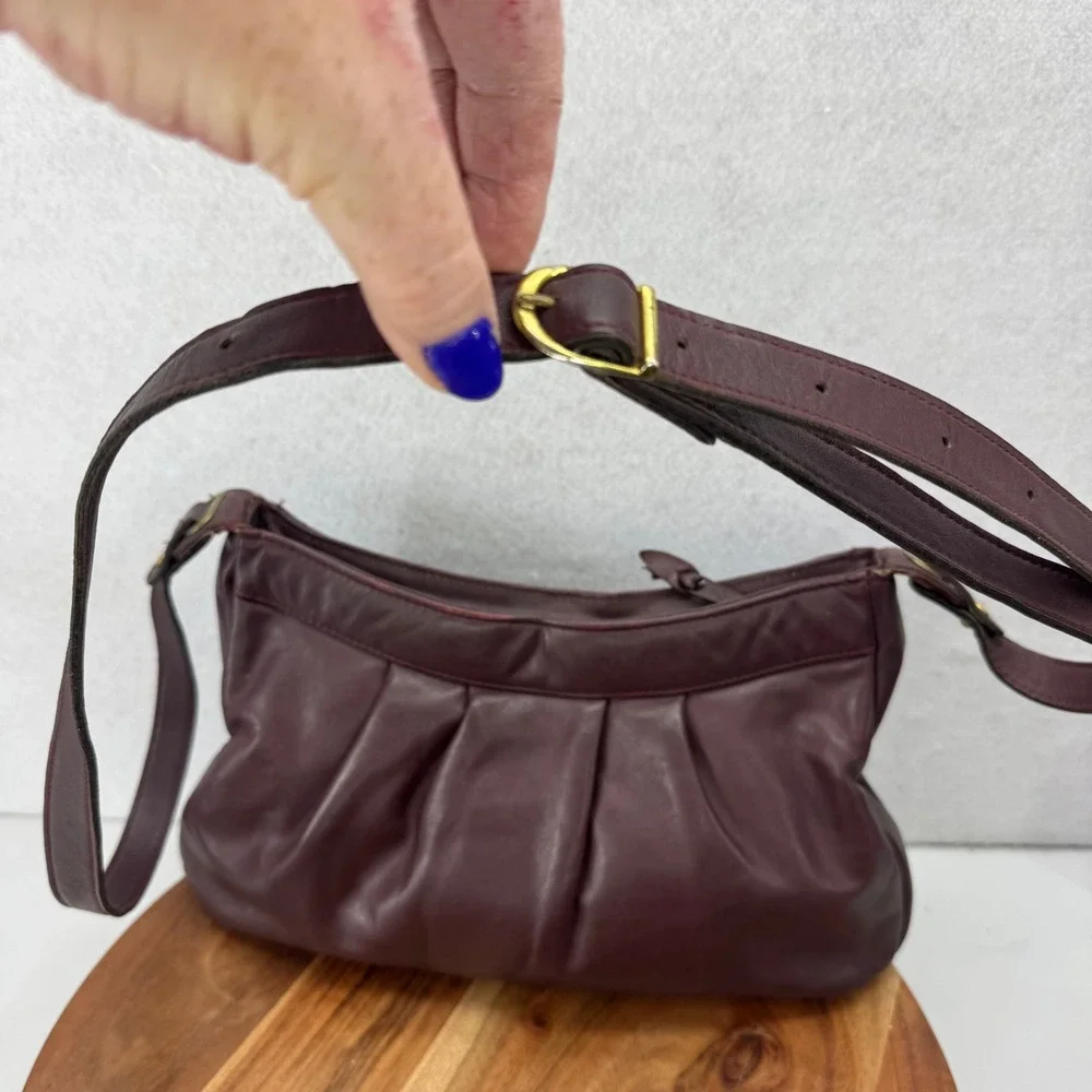 Vintage Etienne Aigner Original‎ Handcrafted Leather Crossbody Bag Purse